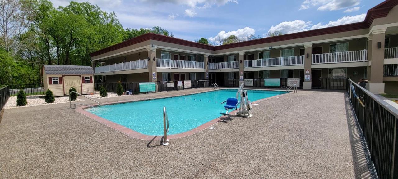 Red Roof - Mcguire Afb Motel Bordentown